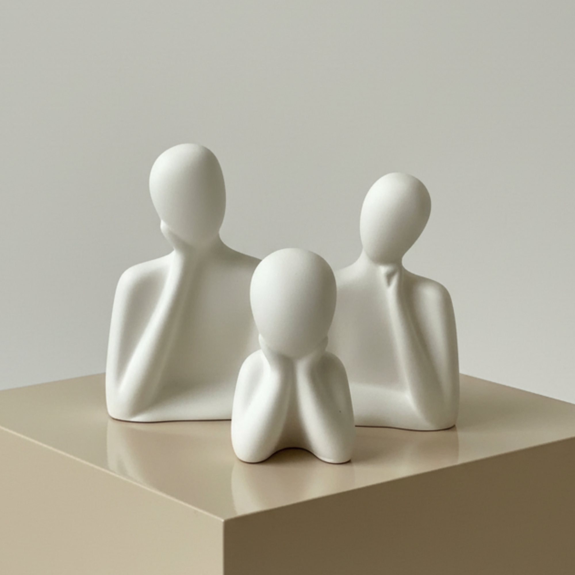 Minimal Family Sculpture